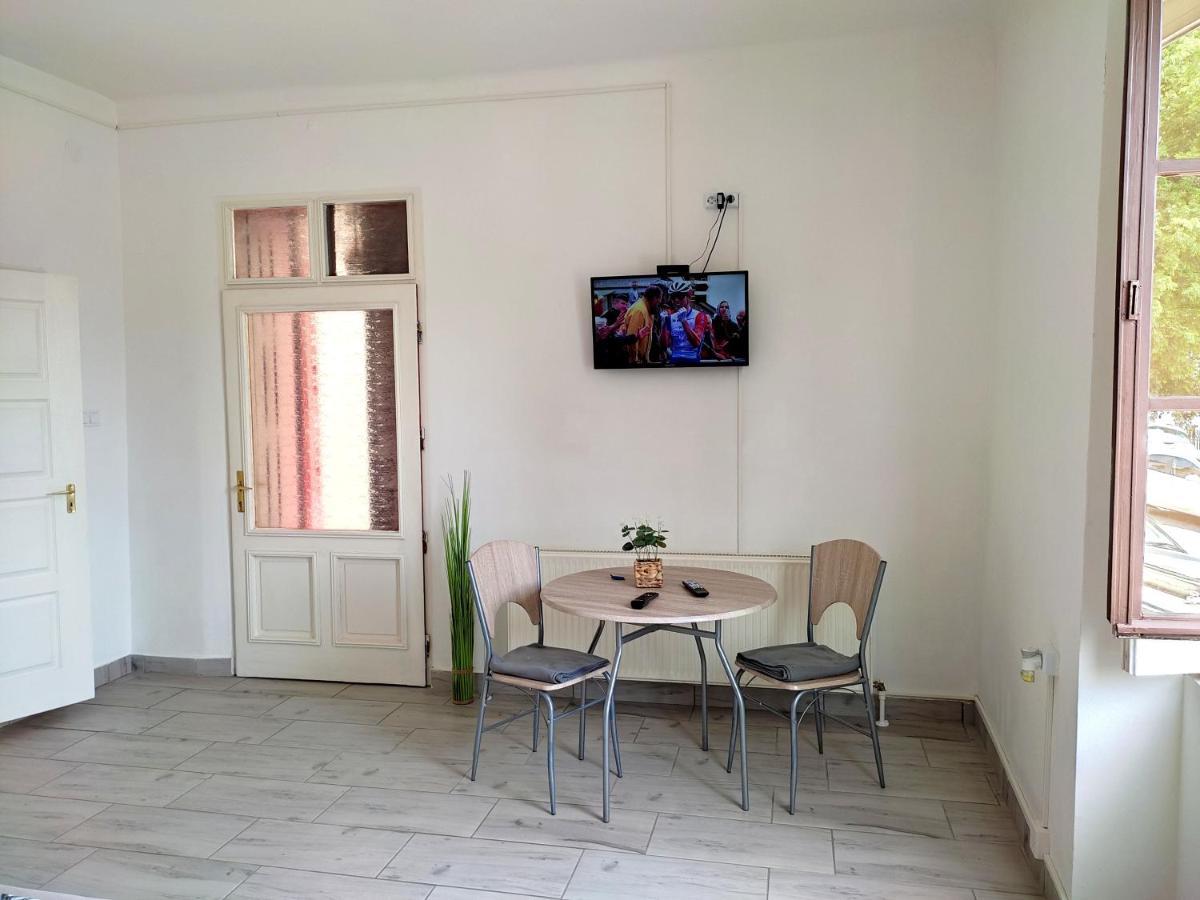 Panorama Apartman Vác Buitenkant foto