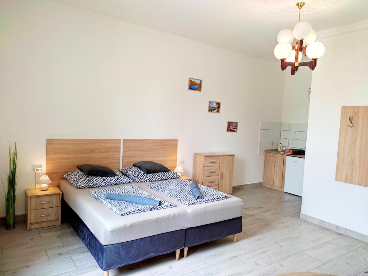 Panorama Apartman Vác Buitenkant foto